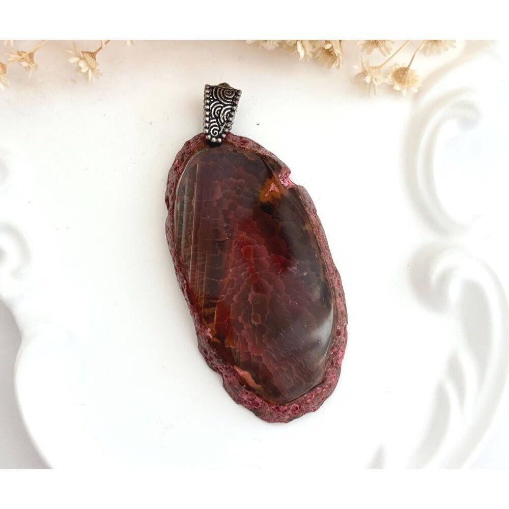 Red Sliced Agate Smooth Crystal Freeform Large Silver Toned Vintage Pendant